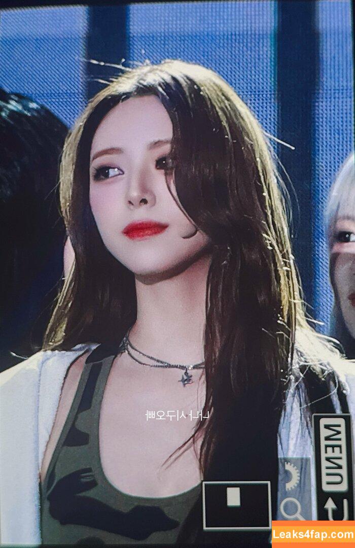 WomenK-pop /  leaked photo photo #4039