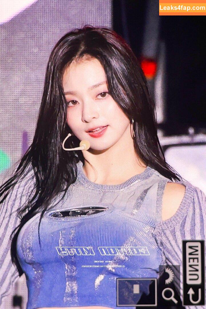 WomenK-pop /  leaked photo photo #4050