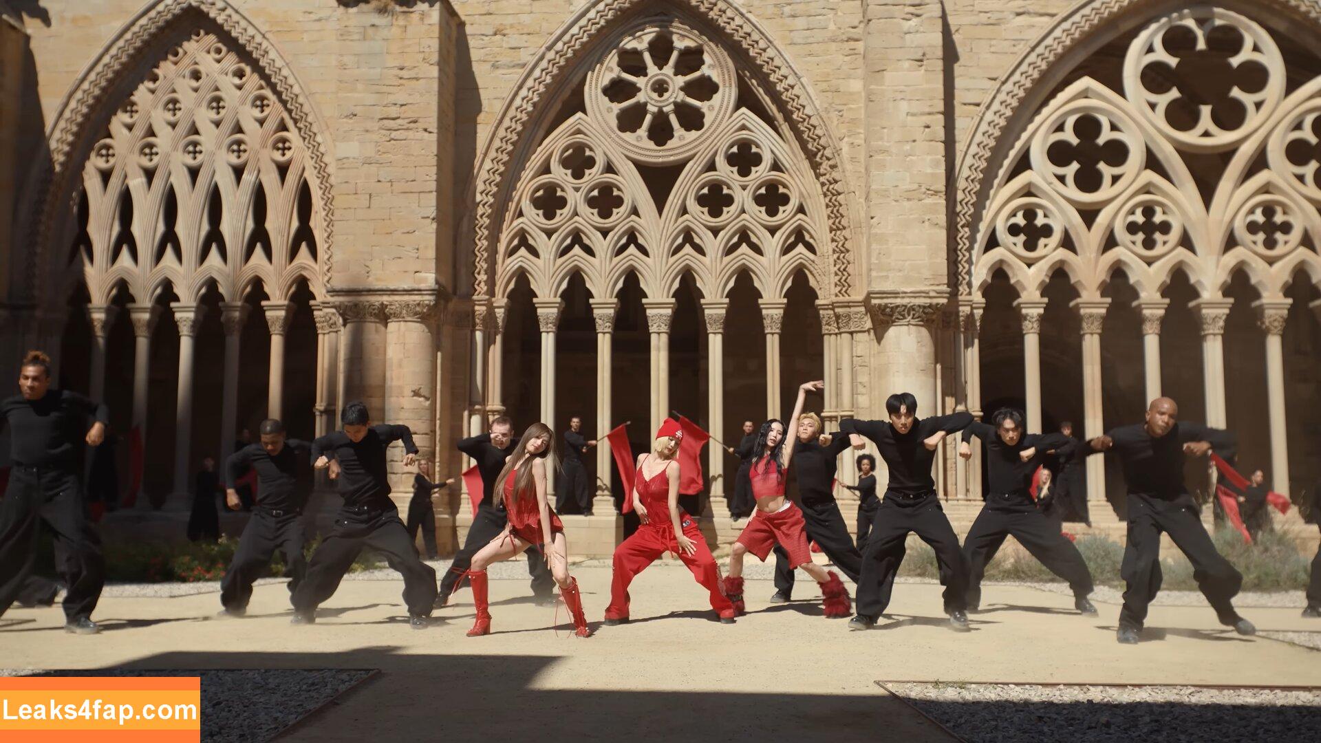 WomenK-pop /  leaked photo photo #4060