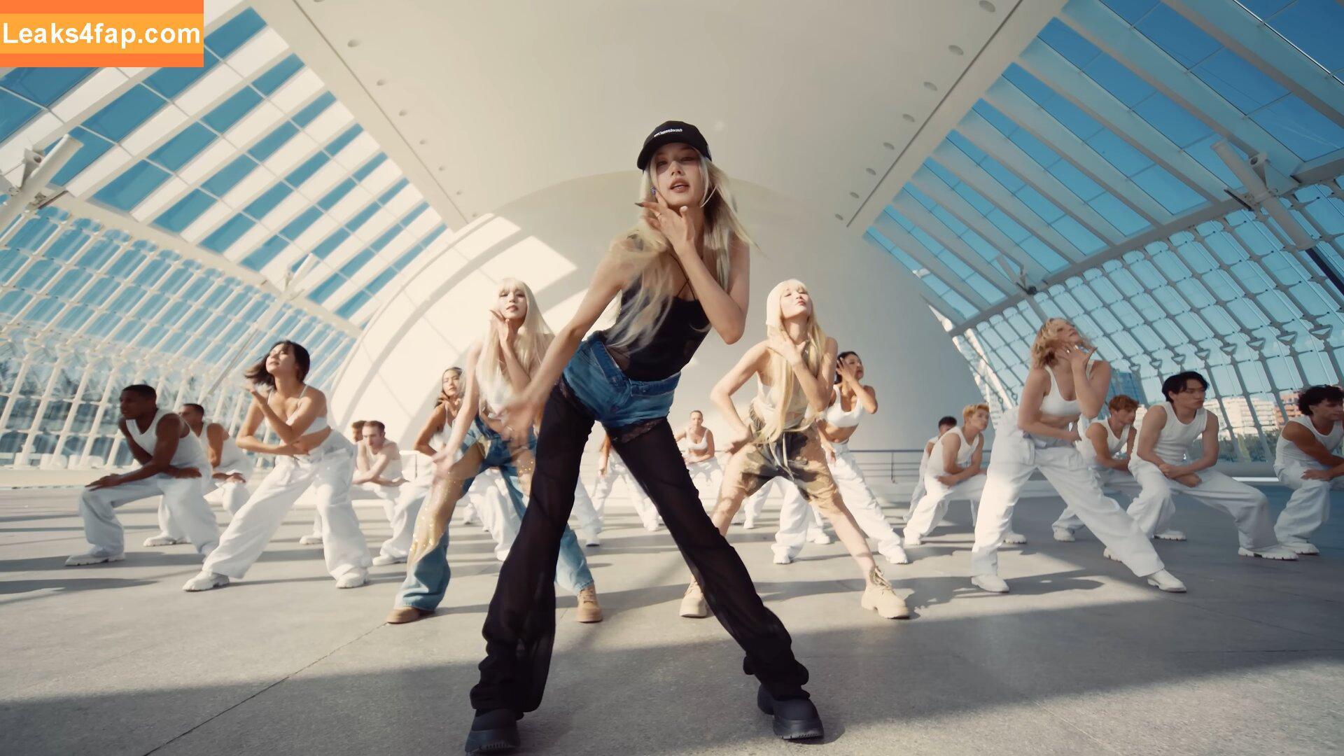 WomenK-pop /  leaked photo photo #4063