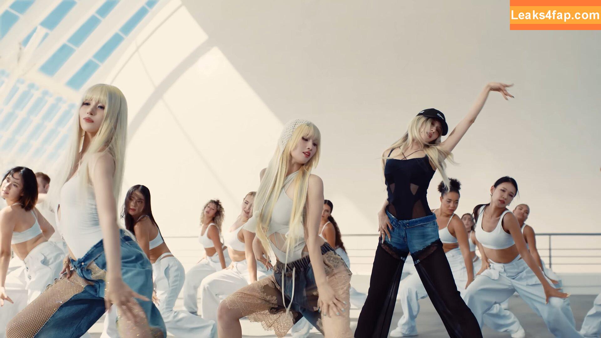 WomenK-pop /  leaked photo photo #4065