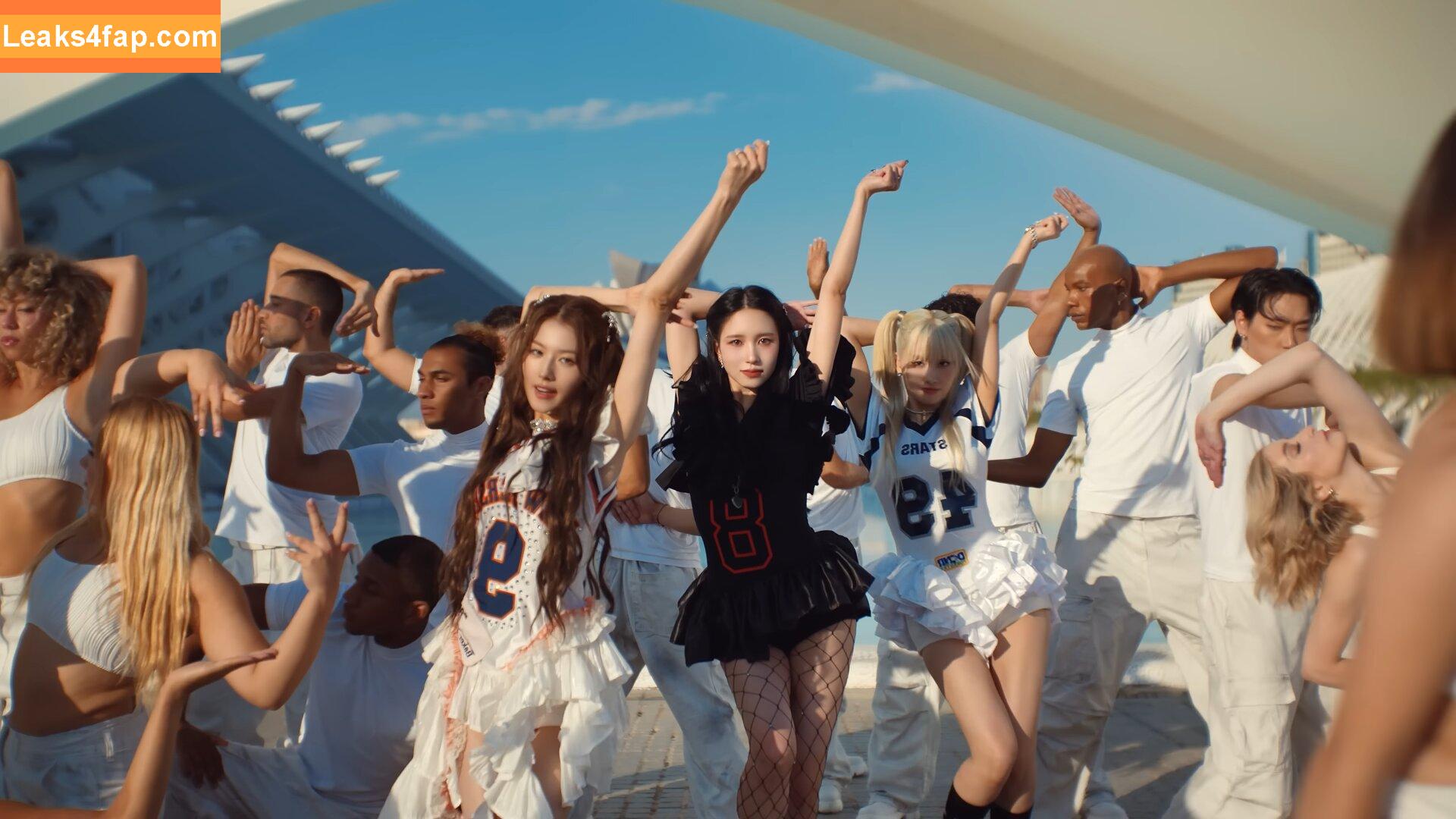 WomenK-pop /  leaked photo photo #4066