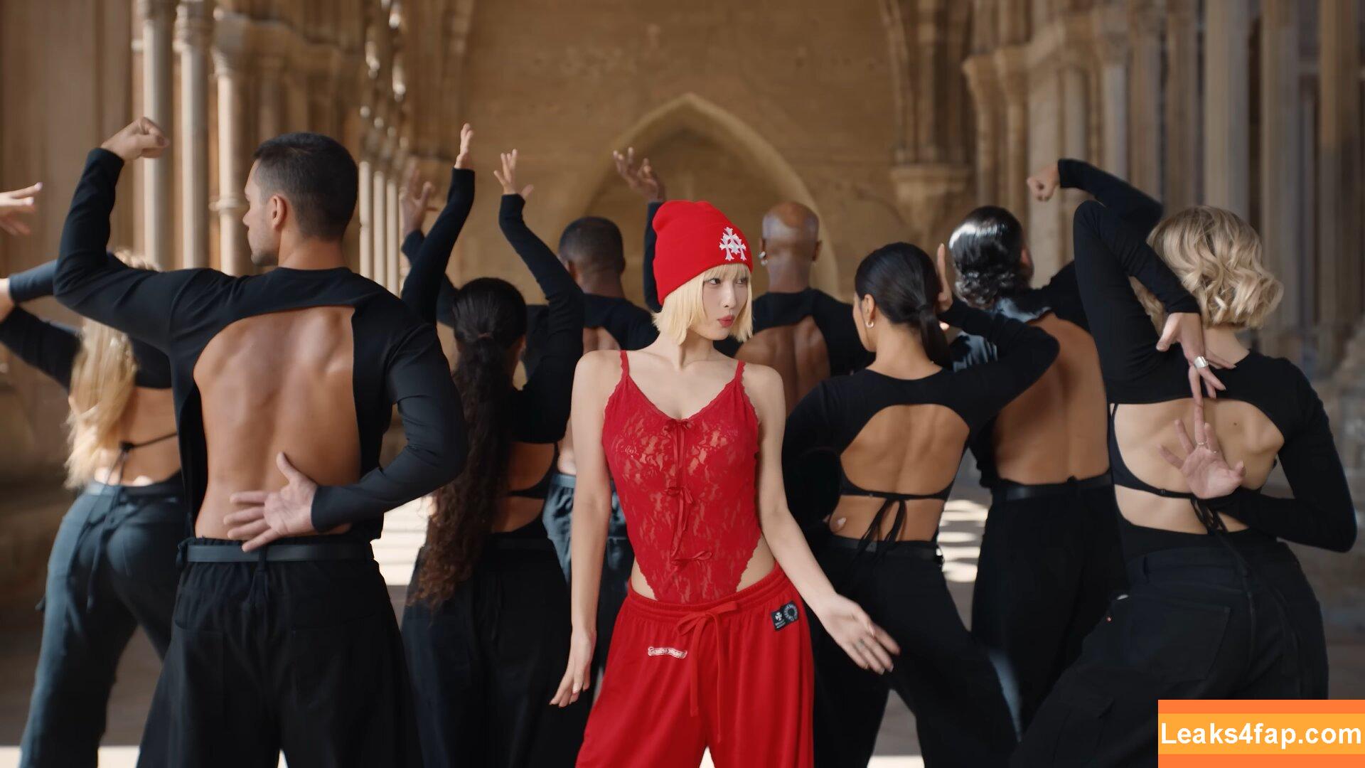 WomenK-pop /  leaked photo photo #4070