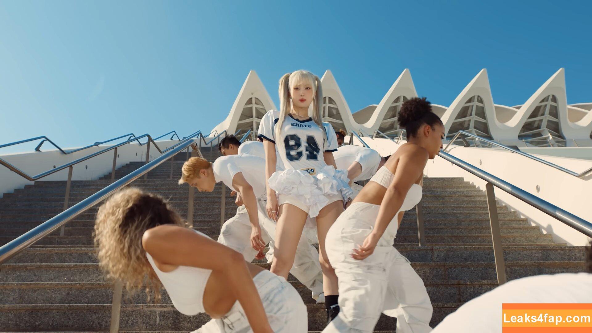 WomenK-pop /  leaked photo photo #4072