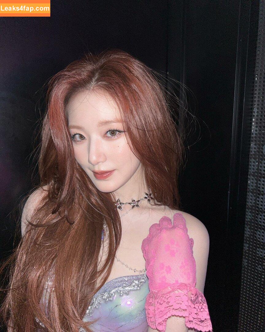 WomenK-pop /  leaked photo photo #4087