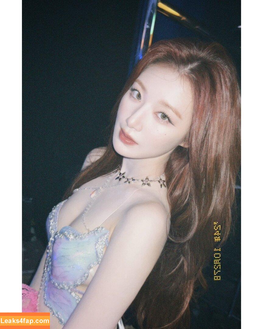 WomenK-pop /  leaked photo photo #4091