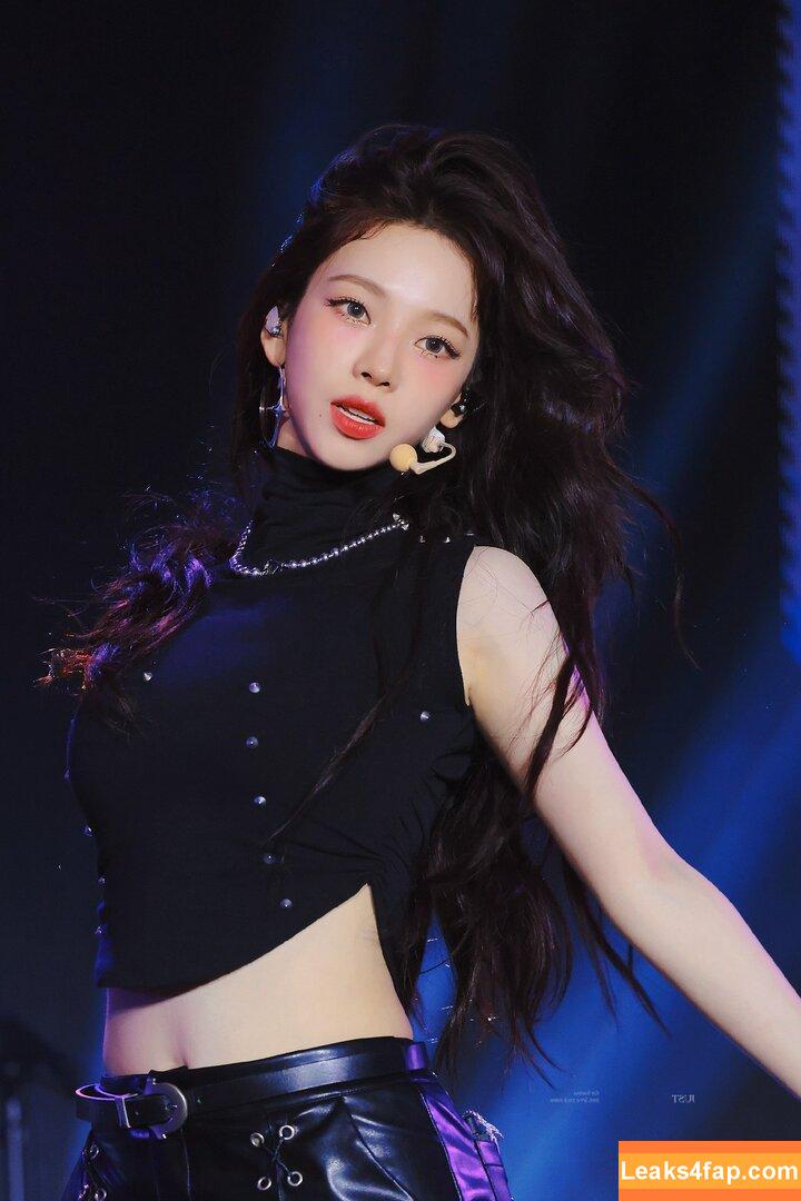 WomenK-pop /  leaked photo photo #4121