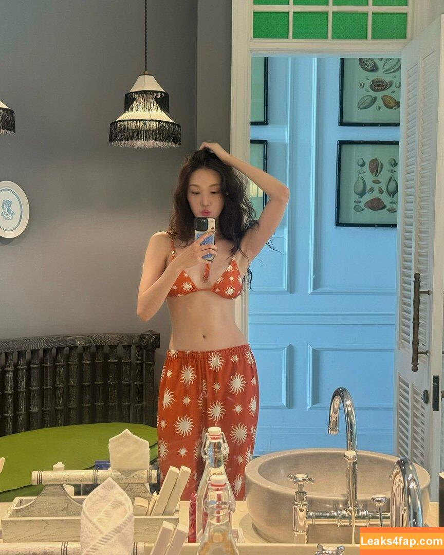 WomenK-pop /  leaked photo photo #4124