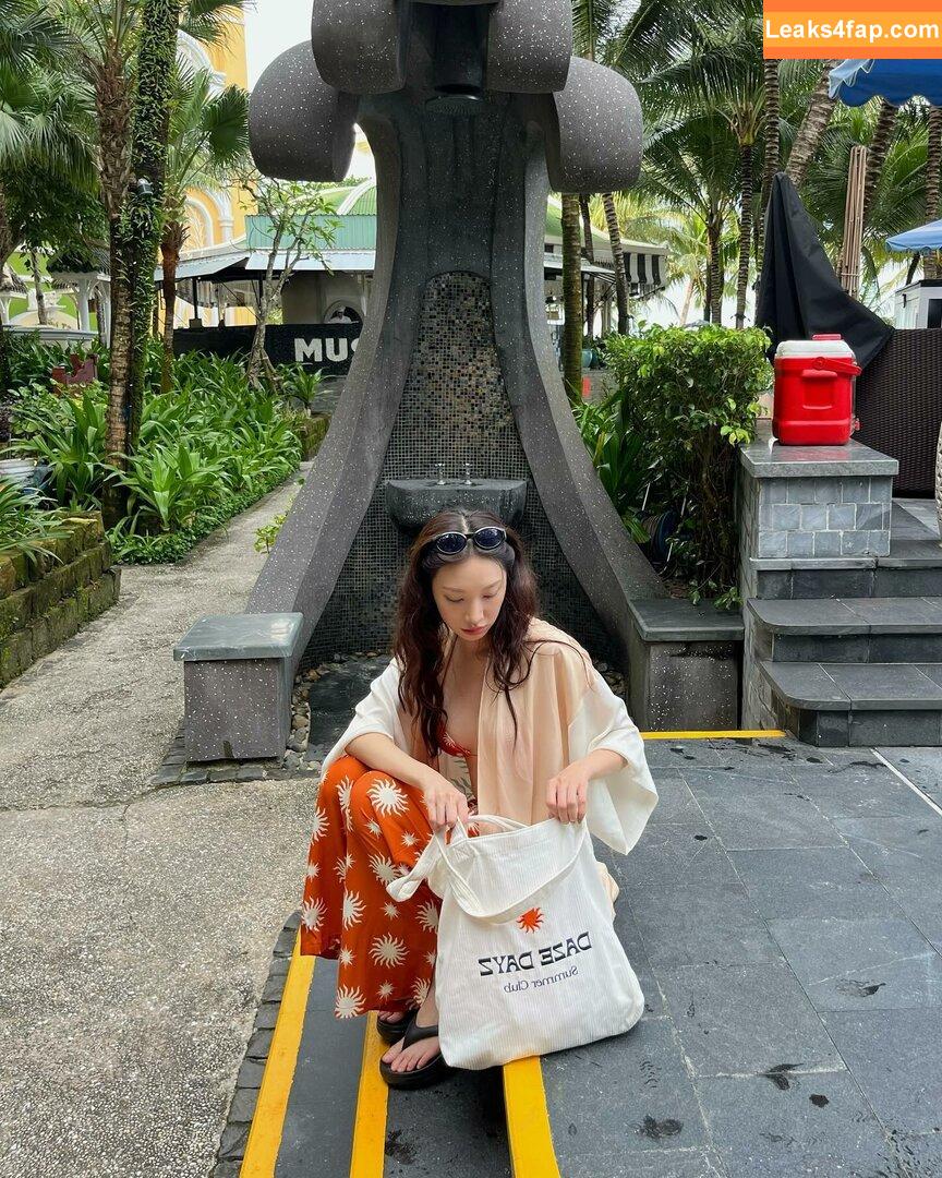 WomenK-pop /  leaked photo photo #4127