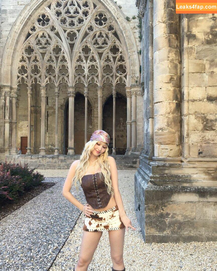 WomenK-pop /  leaked photo photo #4155