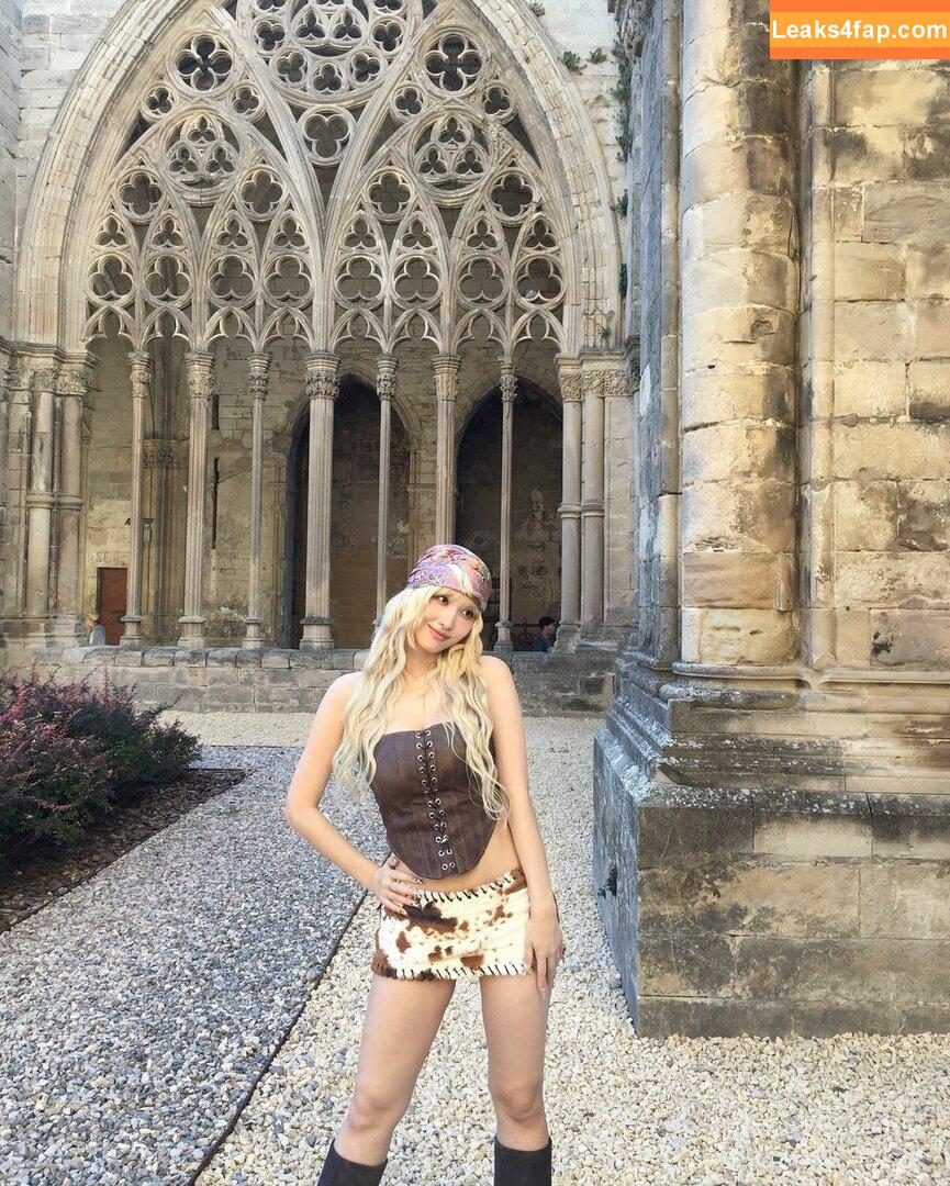 WomenK-pop /  leaked photo photo #4157