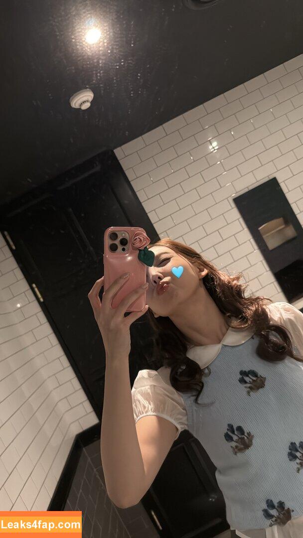 WomenK-pop /  leaked photo photo #4490