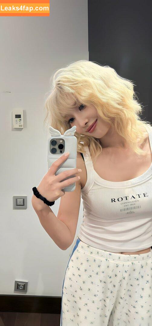 WomenK-pop /  leaked photo photo #4556