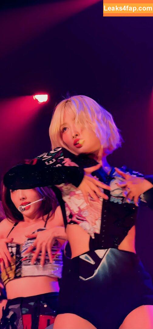 WomenK-pop /  leaked photo photo #4581