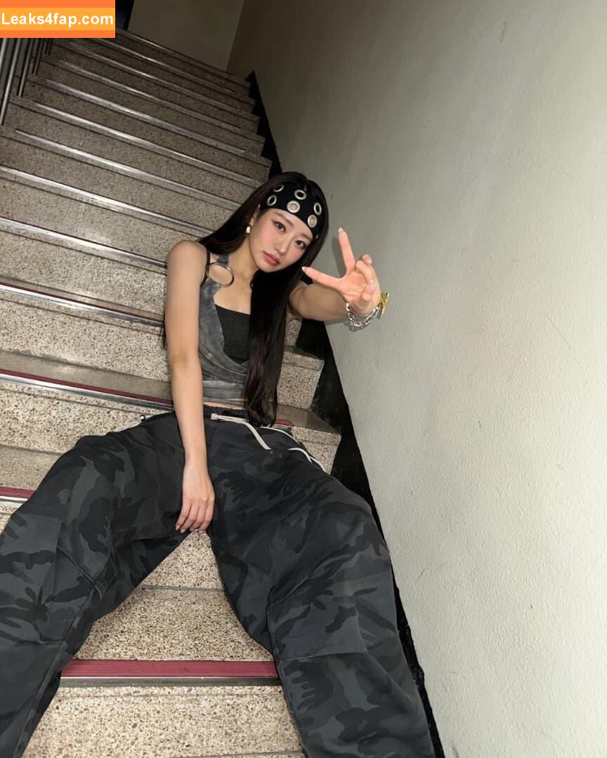 WomenK-pop /  leaked photo photo #4615