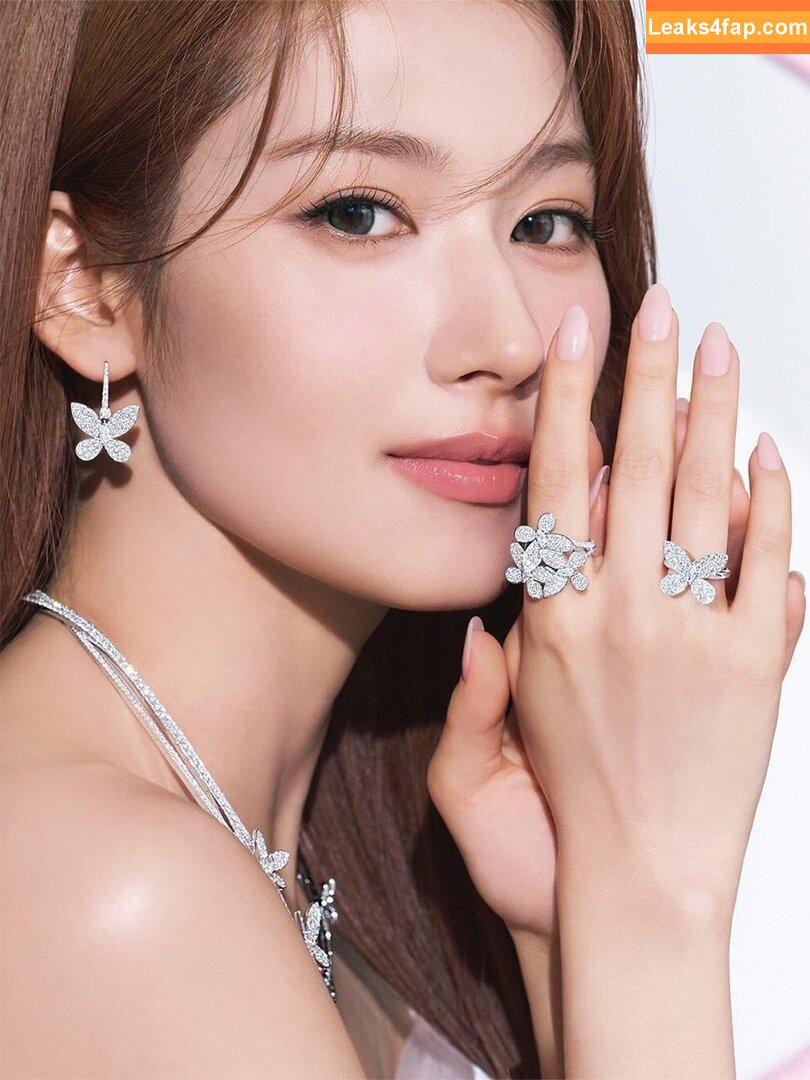 WomenK-pop /  leaked photo photo #4627