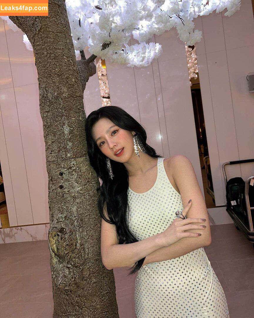 WomenK-pop /  leaked photo photo #4644