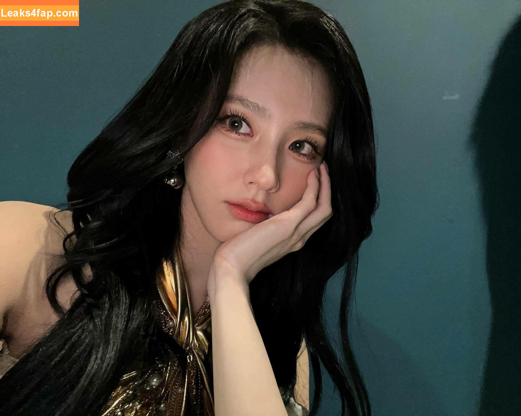 WomenK-pop /  leaked photo photo #4646