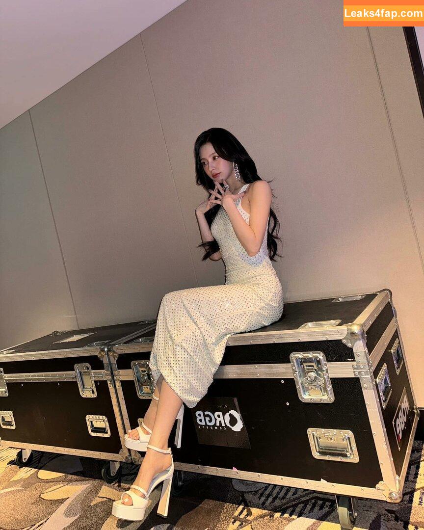 WomenK-pop /  leaked photo photo #4649