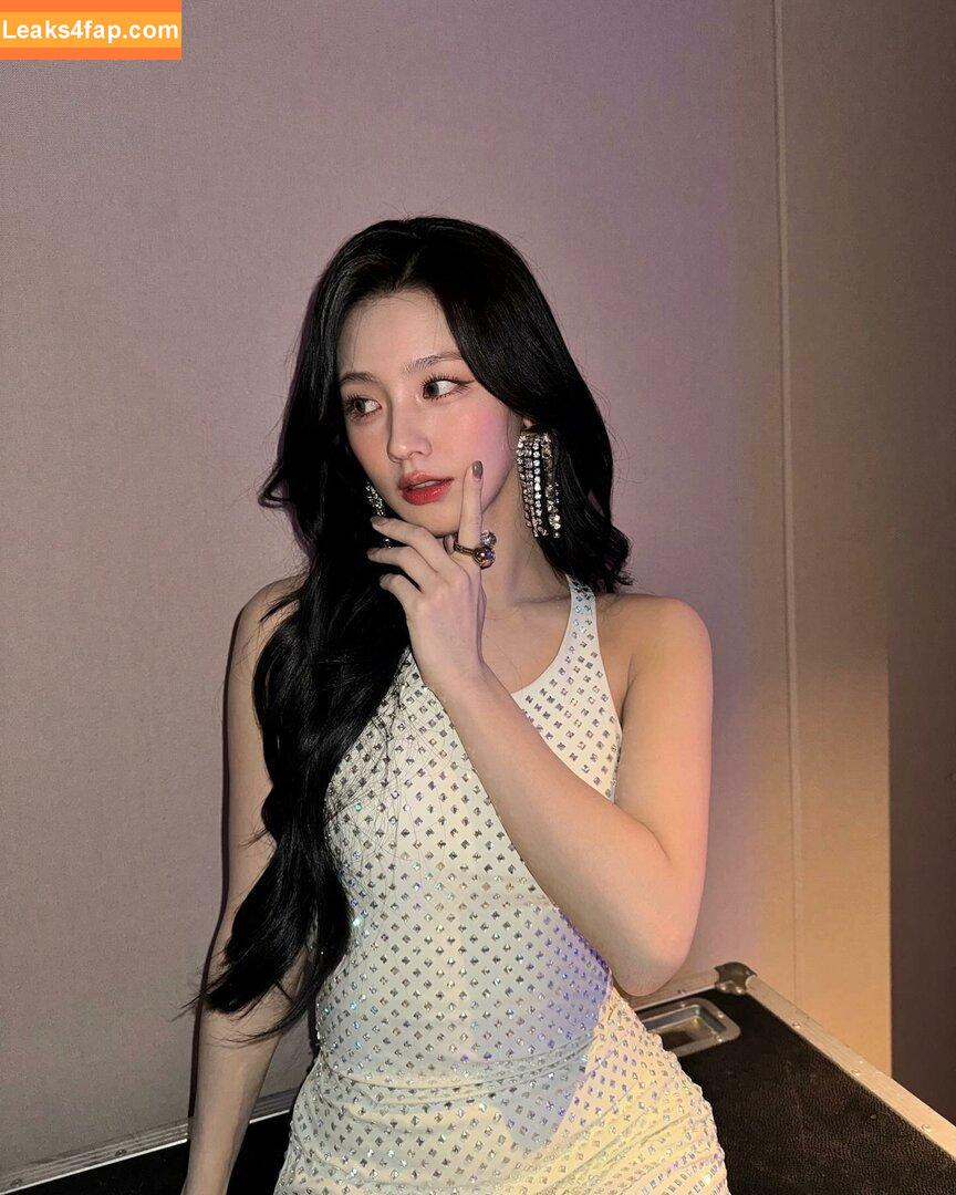 WomenK-pop /  leaked photo photo #4650