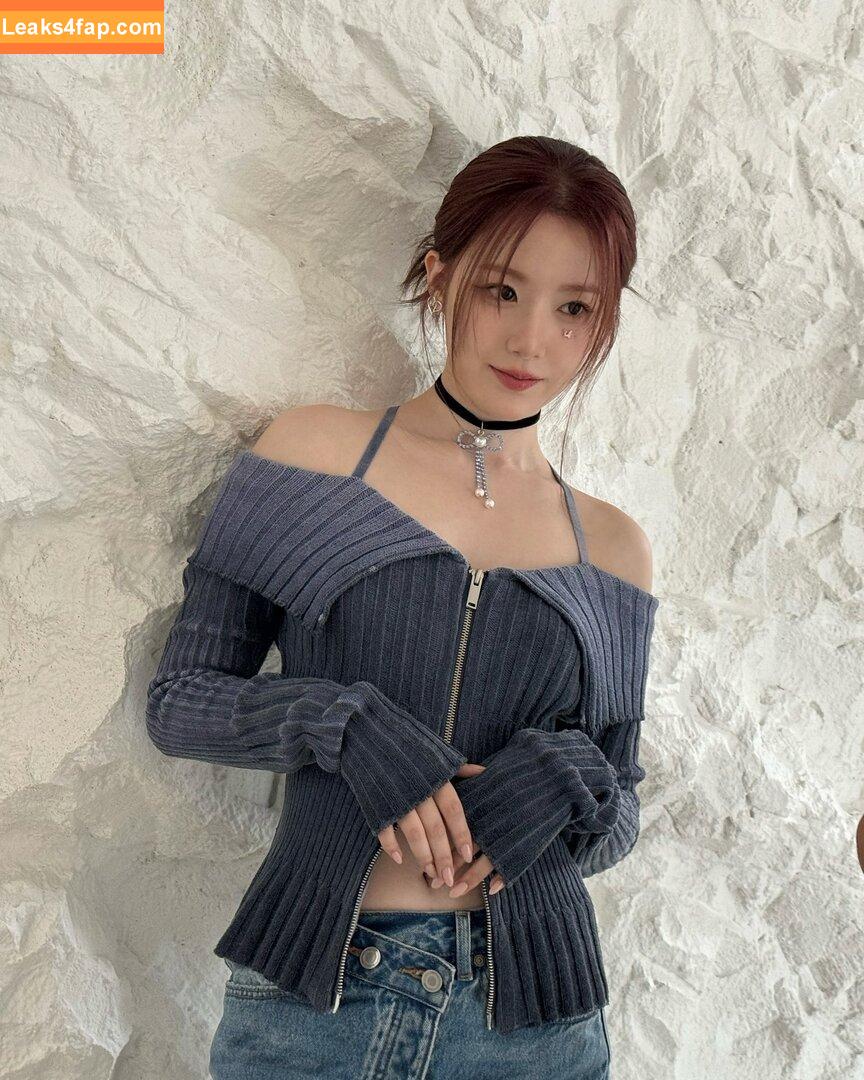 WomenK-pop /  leaked photo photo #4653