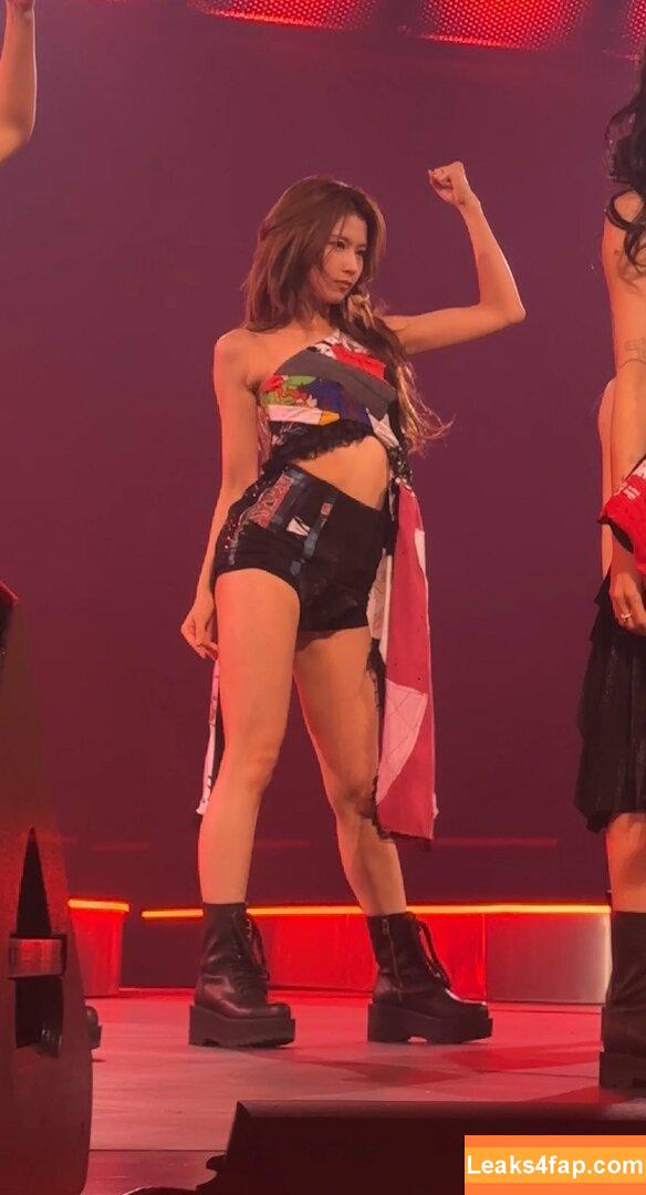 WomenK-pop /  слитое фото фото #4671