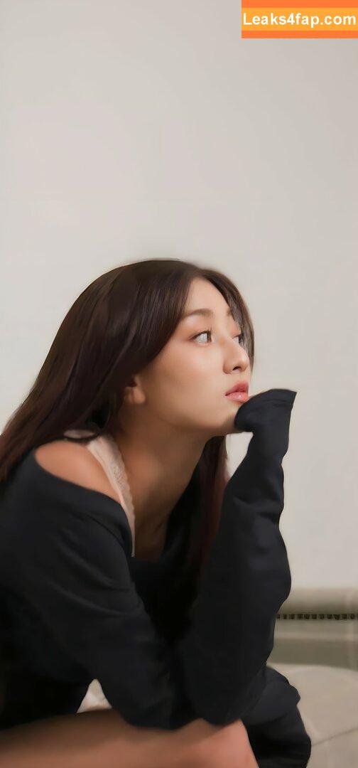 WomenK-pop /  leaked photo photo #4678