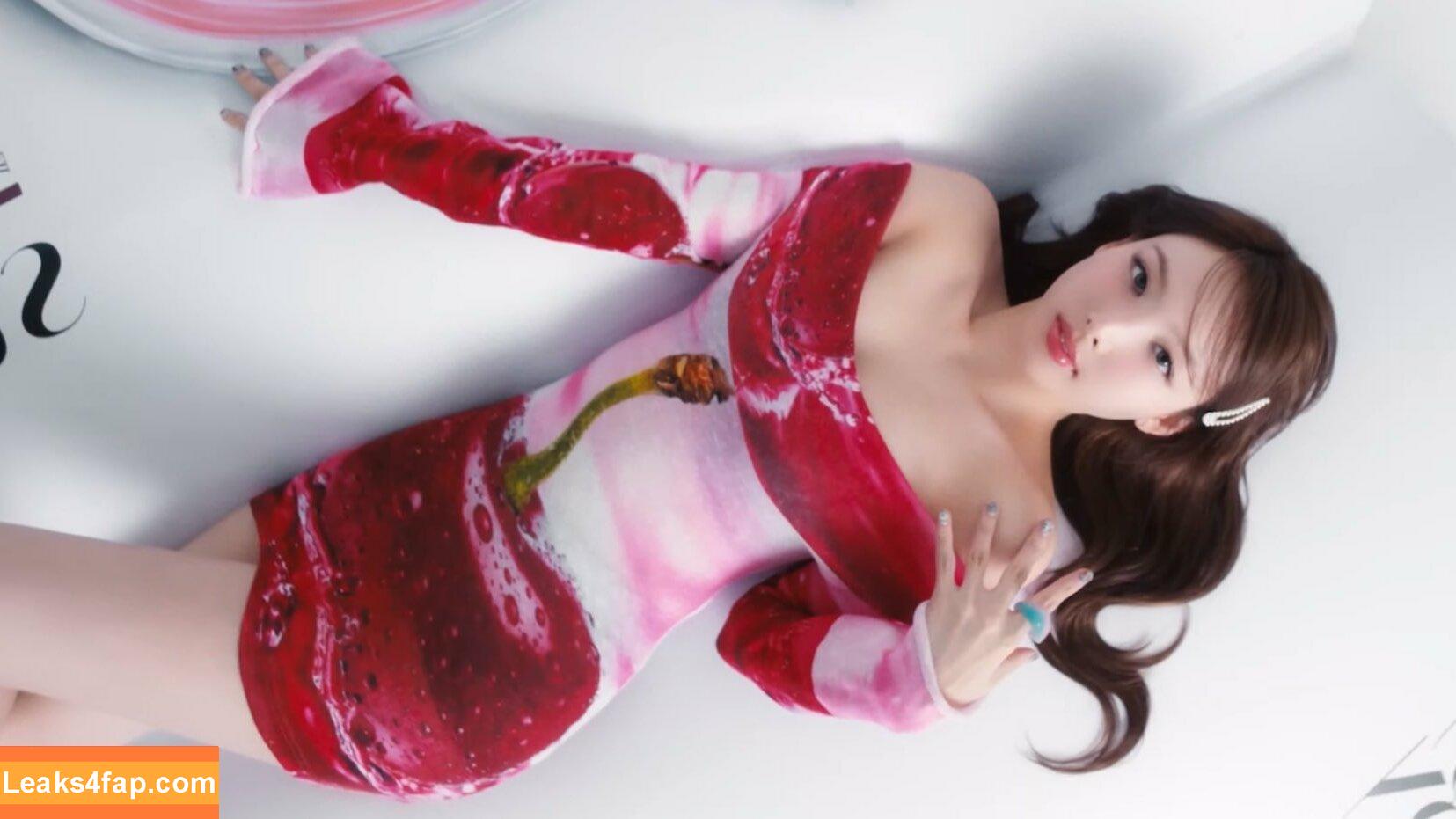 WomenK-pop /  leaked photo photo #4696