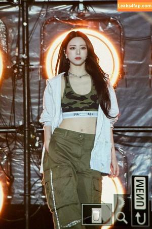 WomenK-pop photo #4036