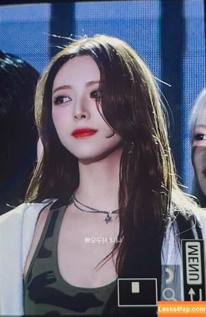 WomenK-pop photo #4039