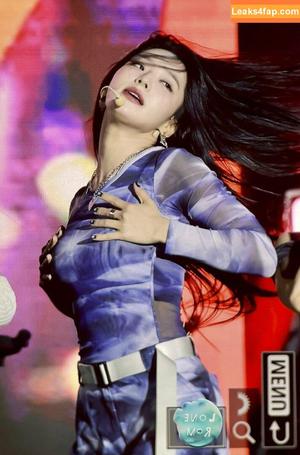 WomenK-pop photo #4051