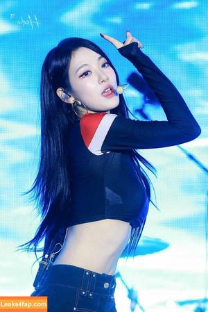 WomenK-pop photo #4104