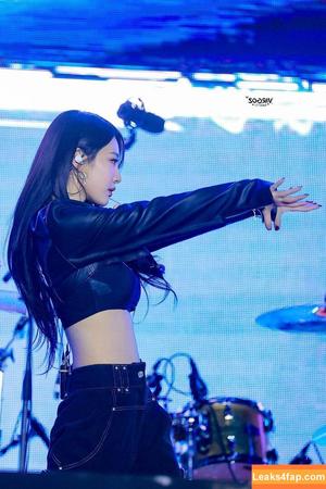 WomenK-pop photo #4113