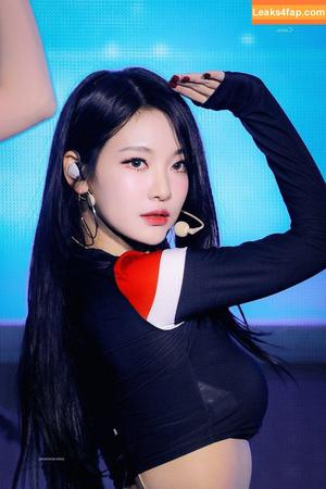 WomenK-pop photo #4120