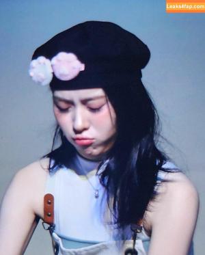 WomenK-pop photo #4299