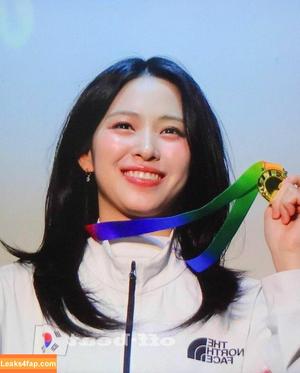 WomenK-pop photo #4310