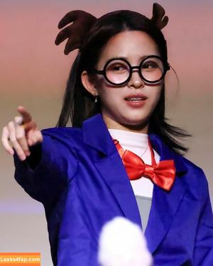 WomenK-pop photo #4311