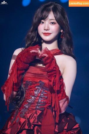 WomenK-pop photo #4370