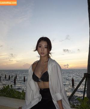 WomenK-pop photo #4406