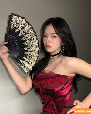 WomenK-pop photo #4457