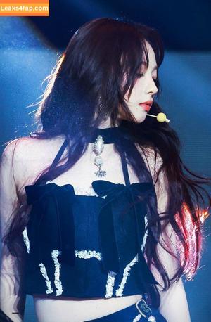 WomenK-pop photo #4464