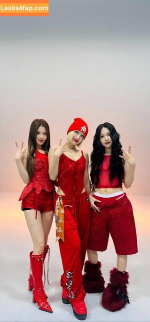 WomenK-pop photo #4521