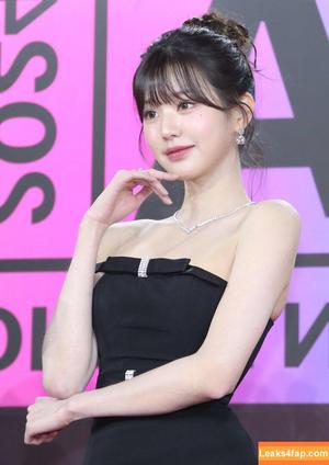 WomenK-pop photo #4562