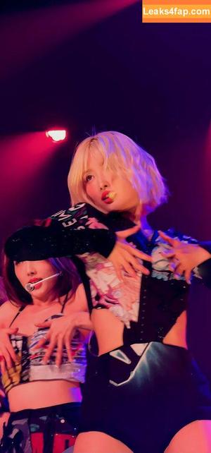 WomenK-pop photo #4581
