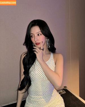 WomenK-pop photo #4650