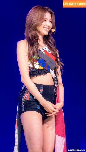 WomenK-pop photo #4672