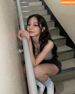 WomenK-pop photo #4711