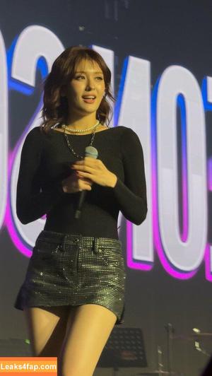 WomenK-pop photo #4719