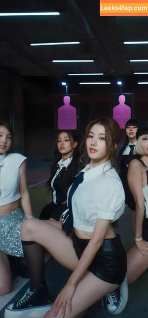 WomenK-pop photo #4737