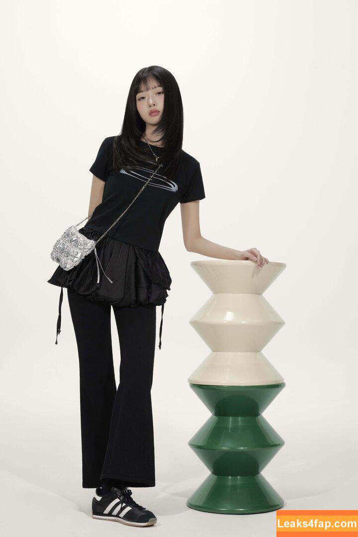 WomenK-pop /  leaked photo photo #5256